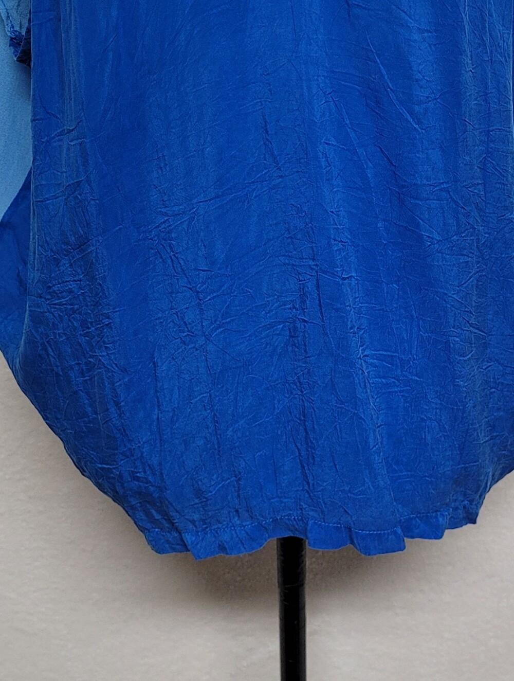 Y2K Vintage Ogle Light Blue Dark Blue Silk Colorblock Boxy Cut Cap Sleeve Blouse - Picture 4 of 12